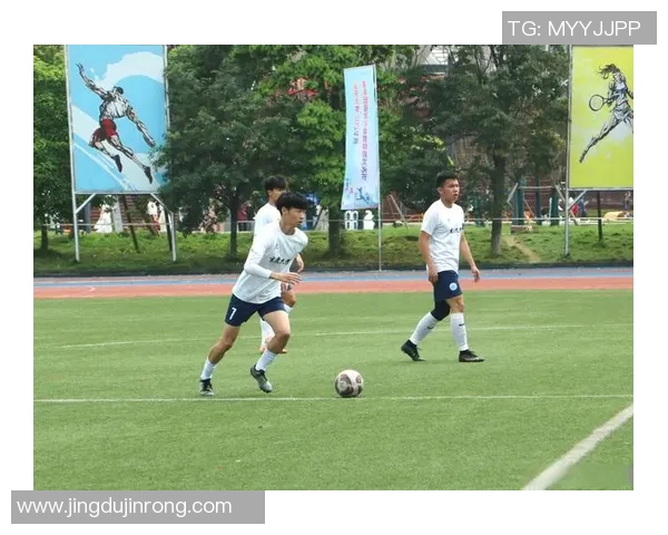 当红小鲜肉化身绿茵新星引爆赛场青春与激情 当红小鲜肉化身绿茵新星引爆赛场青春与激情