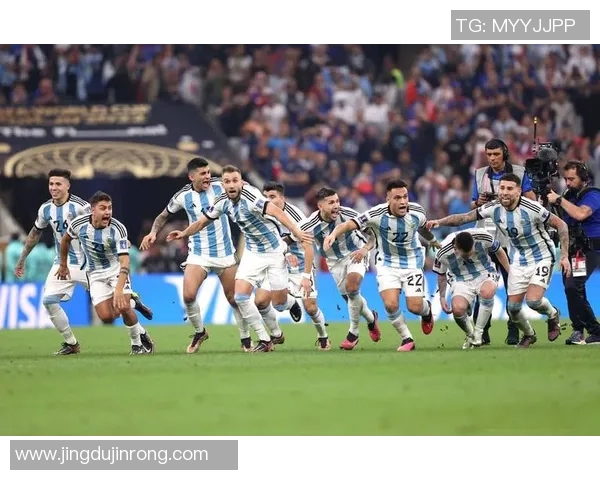 如何亲身见到足球球星并与他们近距离接触的实用攻略与技巧 如何亲身见到足球球星并与他们近距离接触的实用攻略与技巧