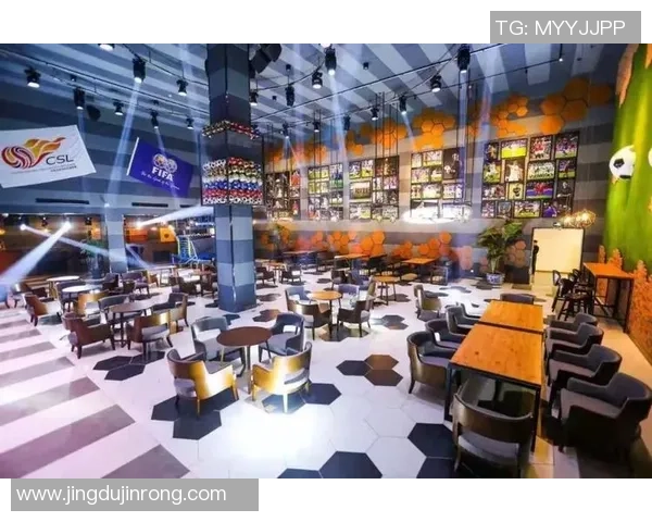 足球明星装饰贴画为主题打造个性化家居空间,展现足球热情与运动魅力 足球明星装饰贴画为主题打造个性化家居空间,展现足球热情与运动魅力